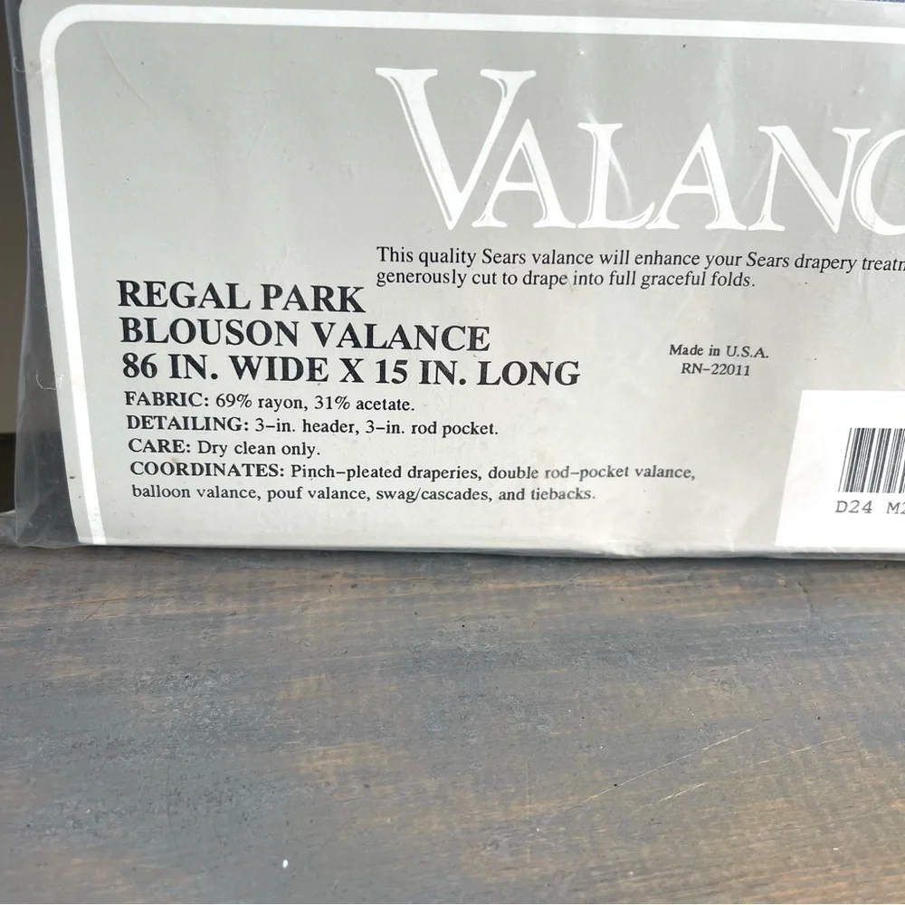 Regal Park Blouson Valance 86in Wide by 15in Long 017 Midnight Blue